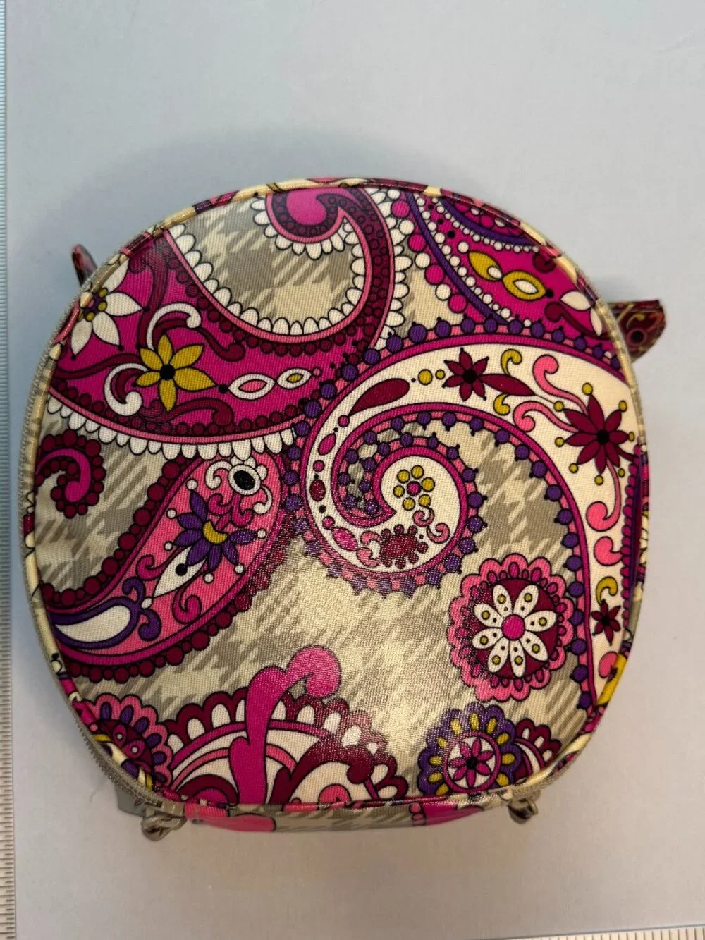 Vera Bradley Paisley Meets Plaid Round Hat Box Jewelry Travel Case Cosmetic Bag
